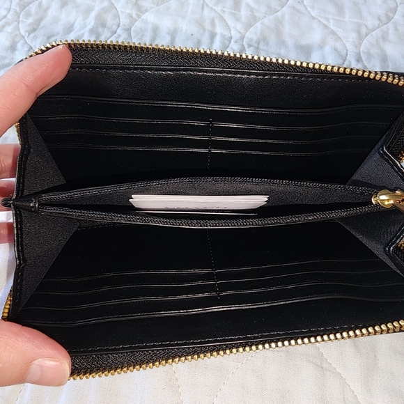 Coach Quilted Black Wallet with Gold Logo - Picture 4 of 4